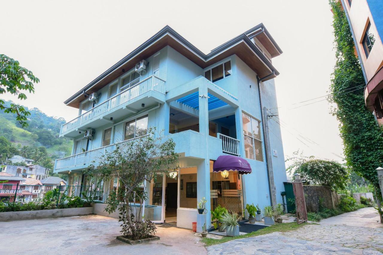 Sobaya Hotel 캔디 외부 사진
