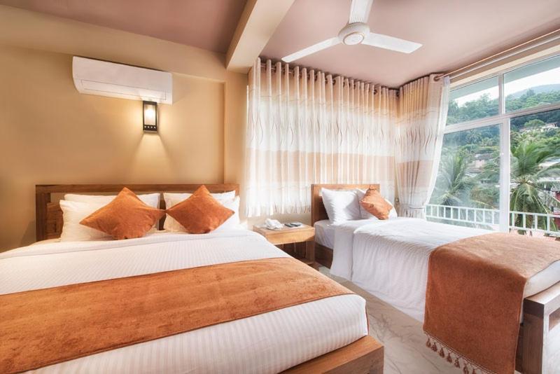 Sobaya Hotel 캔디 외부 사진