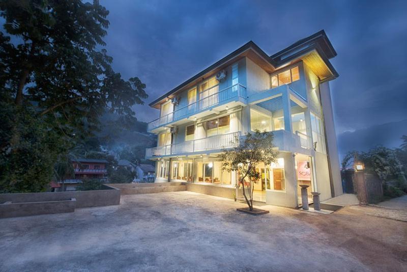 Sobaya Hotel 캔디 외부 사진