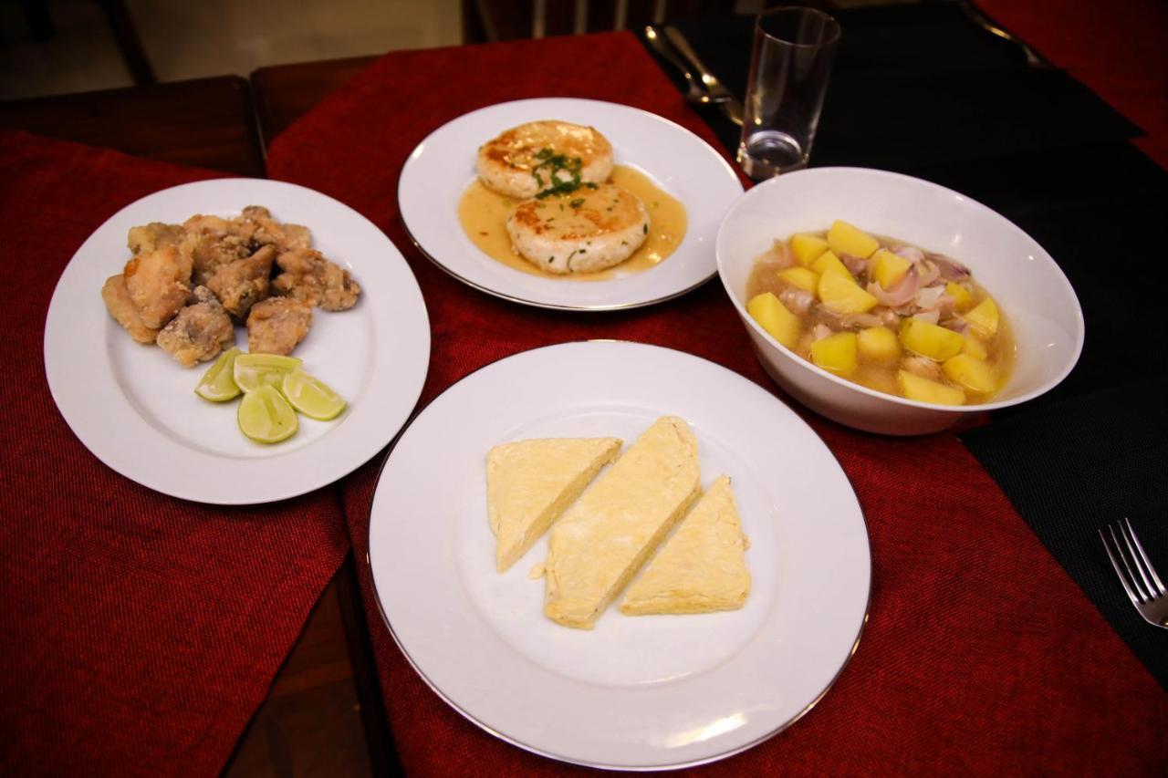 Sobaya Hotel 캔디 외부 사진