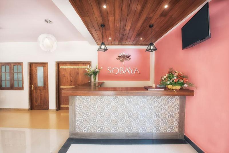 Sobaya Hotel 캔디 외부 사진
